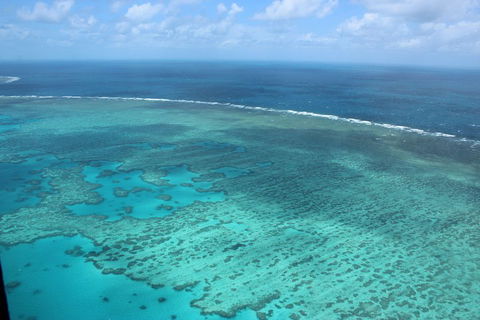 Reef And Island Scenic Flight From Airlie Beach - Accommodation Yamba 1