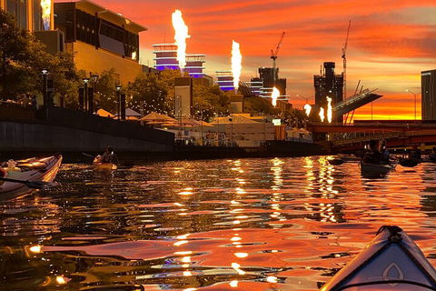 Melbourne Sunset Kayaking Experience With Dinner - Accommodation Yamba 4