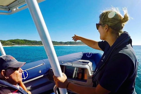 Julian Rocks Byron Bay Cruise - Accommodation Yamba 3