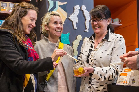 Melbourne Lanes And Arcades Walking Tour - Accommodation Yamba 0