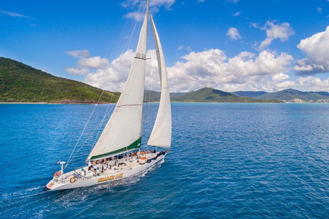 2-Night Whitsundays Sailing Cruise Incl. Whitehaven Beach & Great Barrier Reef - Accommodation Yamba 3