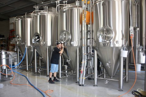 Hipster Sipster Brewery And Distillery Tour - Accommodation Yamba 1