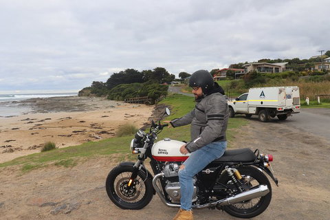 Royal Enfield Interceptor 650cc - Accommodation Yamba 3