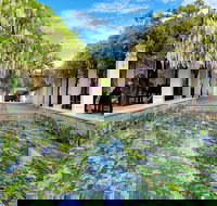 Women's History Walking Tour with Local Guide in Canberra - Accommodation Yamba